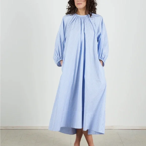 Beautiful Tibi Awning stripe dress size 4 *RUNS LARGE* - Picture 9 of 10